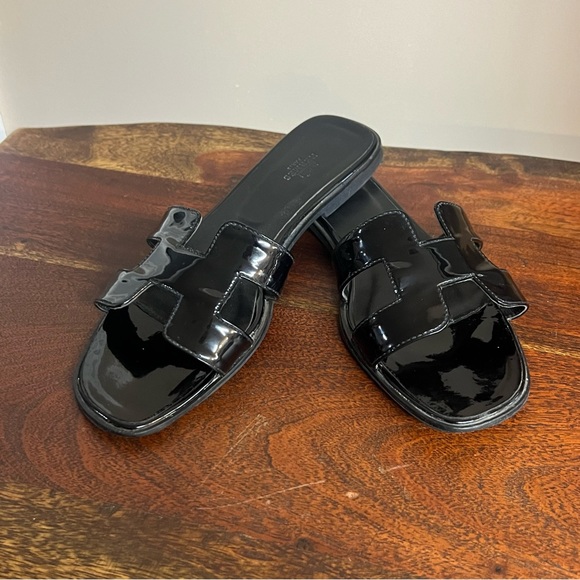 Hermes Oran Black Patent Leather Slip-on Sandals Size 8.5 - Picture 2 of 16